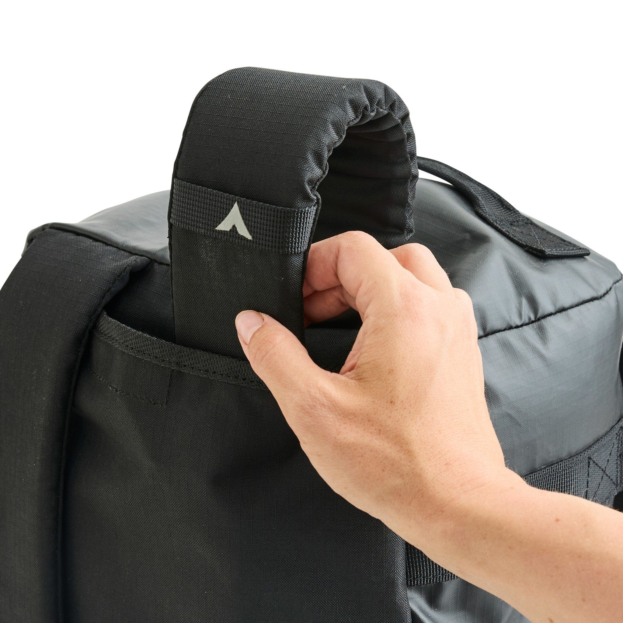 Nanda 30L Duffel