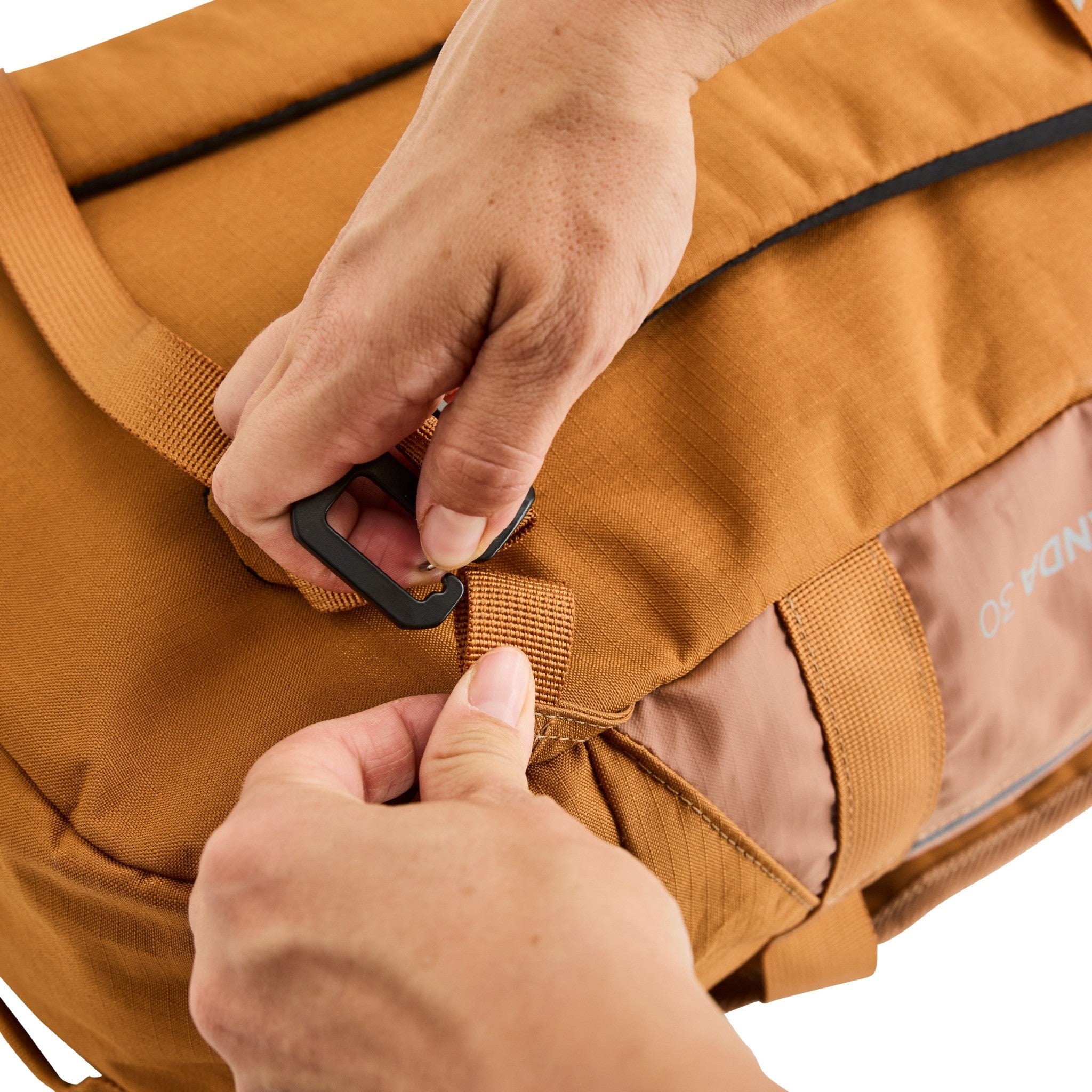 Nanda 30L Duffel