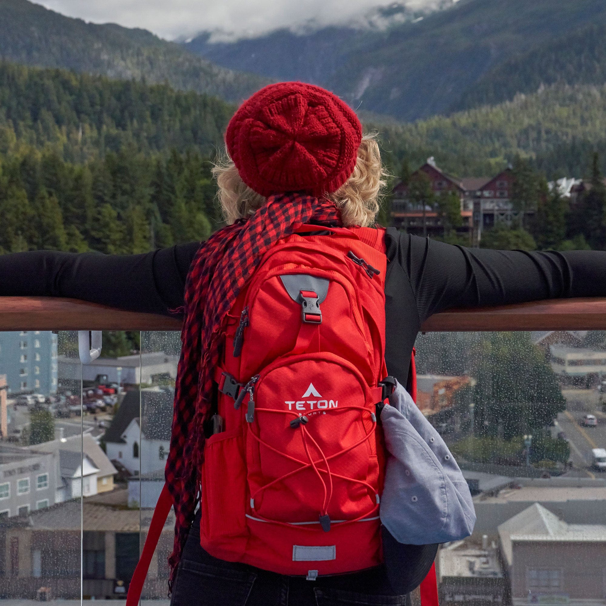Oasis Hydration Pack